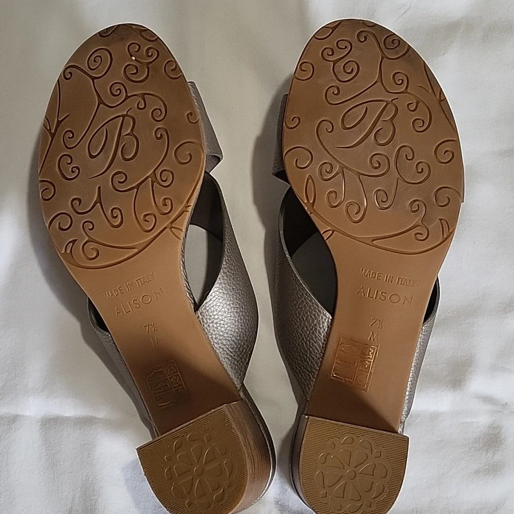 Brighton Alison Silver and Tan Mules with Metallic Medallion - Picture 3 of 6